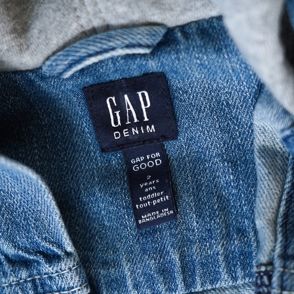 2 Years GAP Denim Jacket, Soft Cotton Hood and Sleeves NWT  - Picture 4 of 6